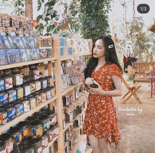 Đầm Đỏ Orla Dress chất voan hàng nhập quảng châu váy thiết kế hoạ tiết hoa vạt chéo cột ngay eo from chuẩn basic | BigBuy360 - bigbuy360.vn