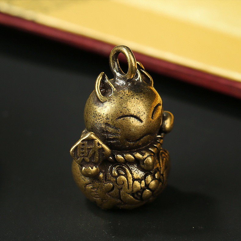 Tượng Đồng Phong Thủy Hình Mèo Thần Tài, Trang Trí Đem Lại May Mắn, Móc Khóa Mặt Dây Chuyền (Kích Thước: 2.7cm x 2.2cm ) | BigBuy360 - bigbuy360.vn