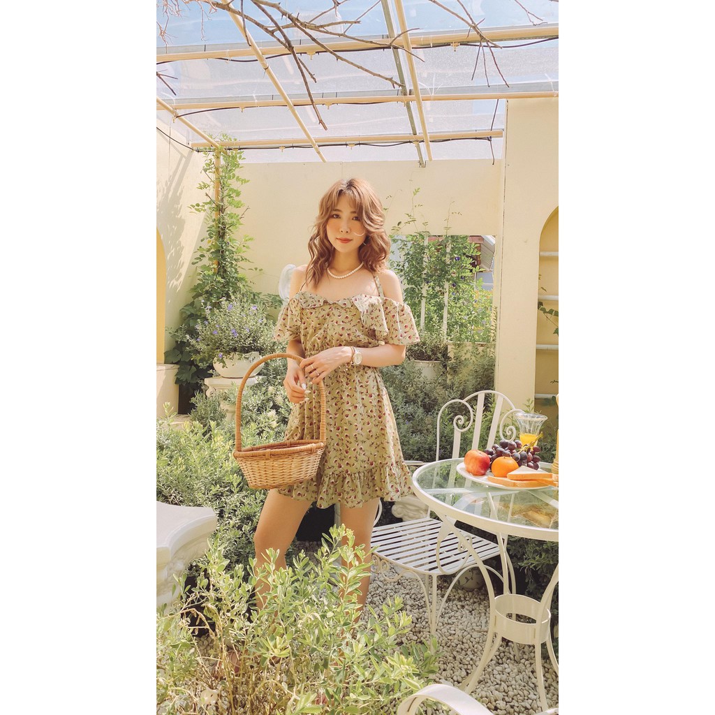Đầm hoa dây yếm trễ vai xanh lá Blueberry Dress Gem Clothing SP001095