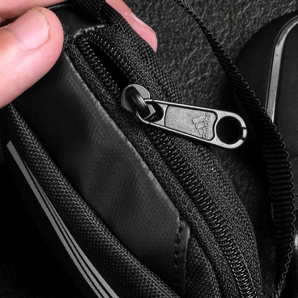 Móc khóa Adi.das Tiny Bag FQ2449 Móc Trang Trí Balo Móc Chìa Khóa Ô Tô Xe May Bảo Hành Trọn Đời