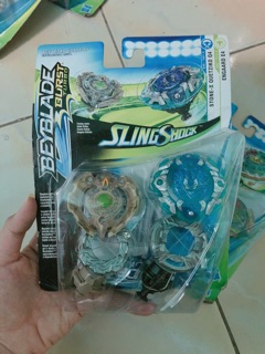 Con Quay Beyblade Burst Turbo SlingShock