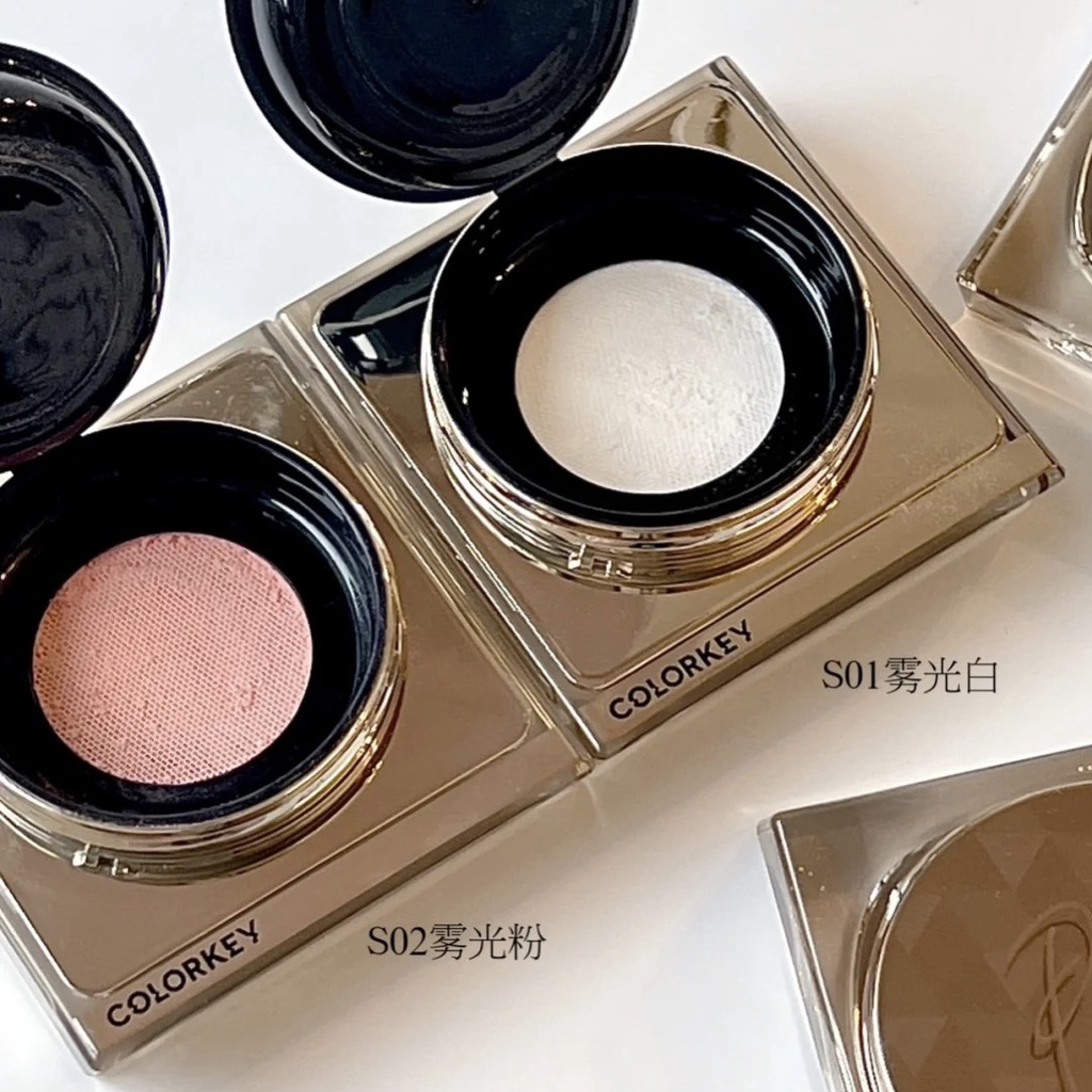 COLORKEY Phấn Phủ Dạng Bột Lì Lâu Trôi Màu Sắc Thời Trang