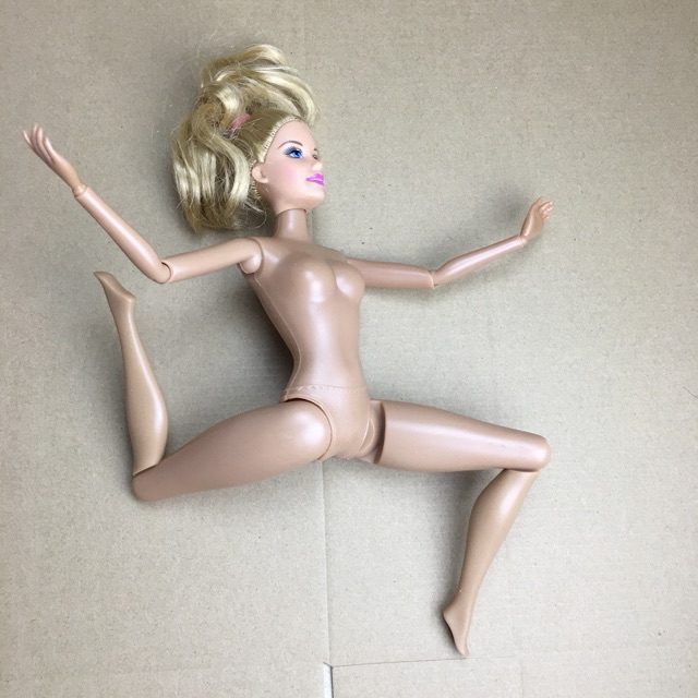 B3B- Cơ thể búp bê 11 khớp gắn vừa đầu búp bê barbie