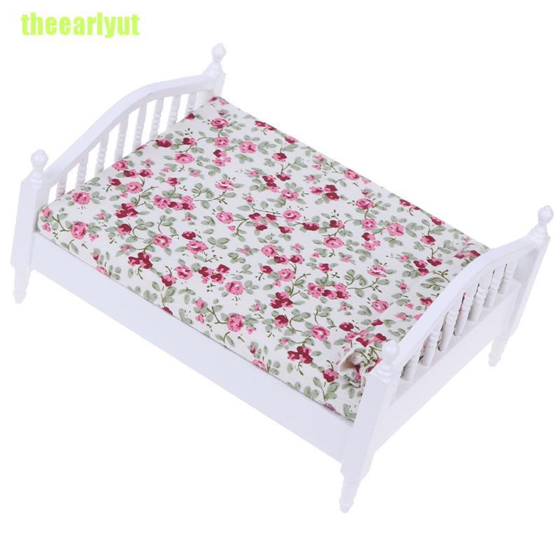 Giường Ngủ Mini Tỉ Lệ 1 / 12 Trang Trí Nhà Búp Bê