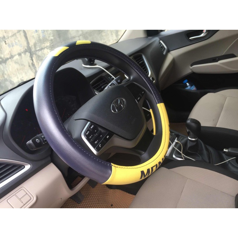 Bọc Ốp Vô Lăng Da Cao Cấp Chống Trơn Trượt Phong Cách Cá Tính Thời Trang Phù Hợp Với Mọi Loại Xe Hơi, Oto
