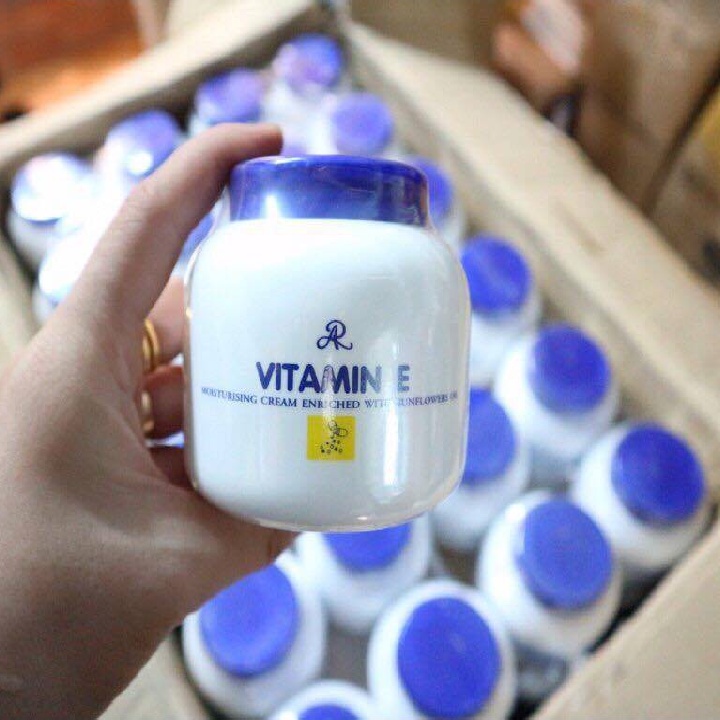 Kem dưỡng ẩm cho da mềm mịn Aron vitamin E Thái 200g thích hợp cho da thường da khô nứt nẻ bong tróc da nhạy cảm | BigBuy360 - bigbuy360.vn