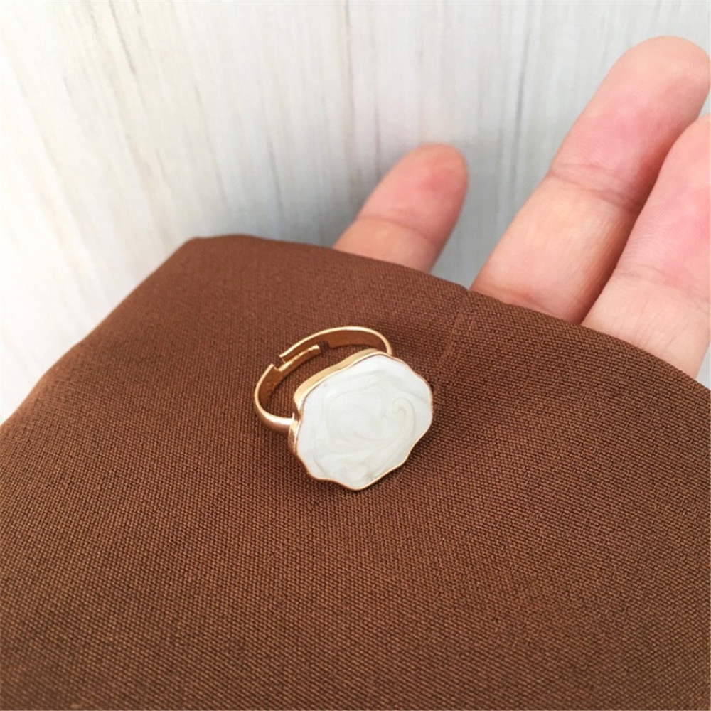 Nhẫn kim loại thiết kế độc đáo thời trang dành cho nữ