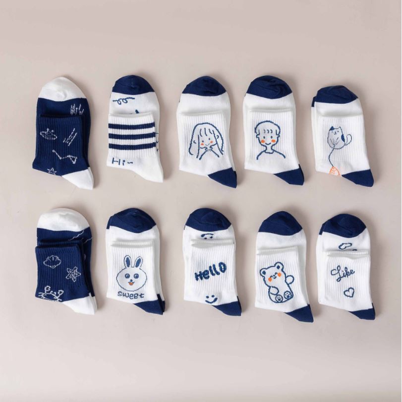 Set 5 Đôi Tất Vớ Cao Cổ Trắng Mix Hình Ms.Hello