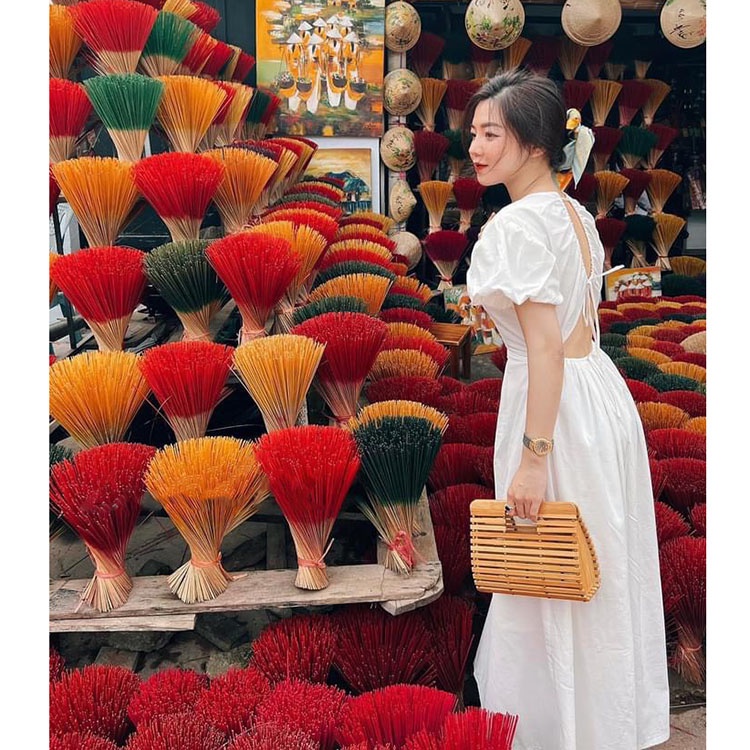 Đầm thô rút dây lưng cổ tròn Váy chiết eo tay bồng tiểu thư sang chảnh | BigBuy360 - bigbuy360.vn