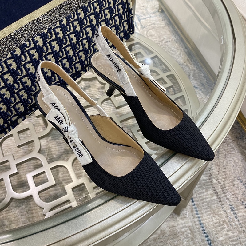 Giày sandal hở eo quai dio 3cm H137