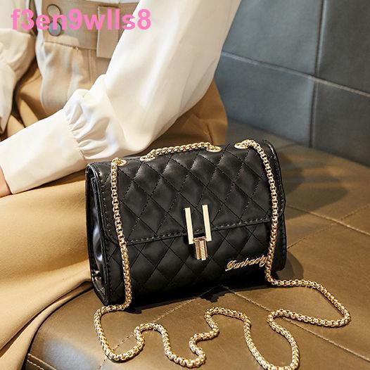 cập nhậtĐỏ ròngtúi xách phụ nữTúi nữ mùa xuân mới 2021 Messenger hợp thời trang nhỏ trong đeo vai dây kim cương ho11
