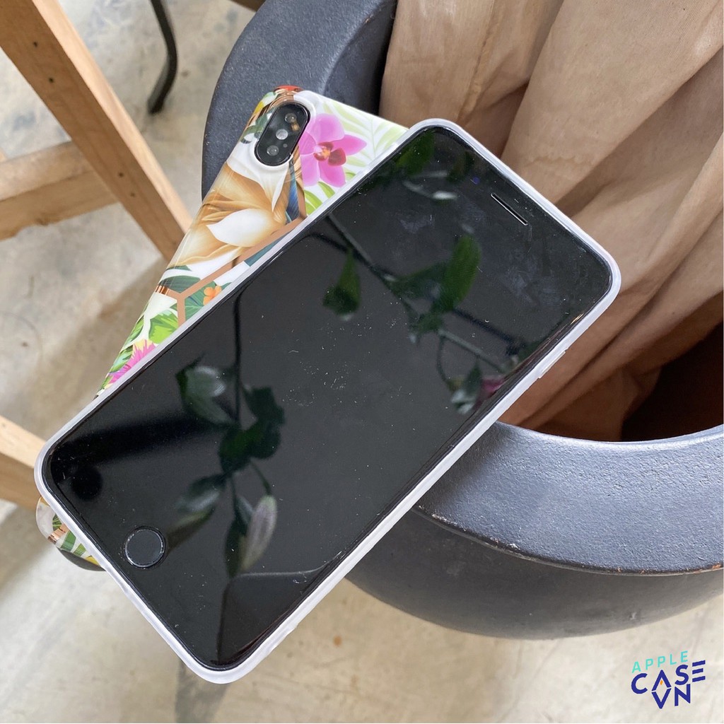 Ốp lưng Iphone hoa lá kẻ ô