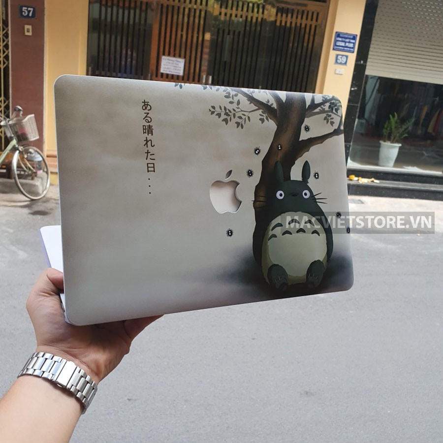 [3-IN-1] Ốp Macbook, Case Macbook Hình Totoro (Tặng Kèm Nút Chống Bụi Và Kẹp Chống Gẫy Sạc)