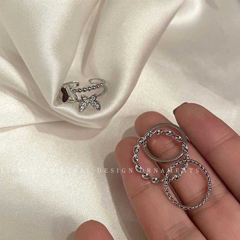 Set 4 nhẫn mặt bướm đính đá thời trang sành điệu cho nữ