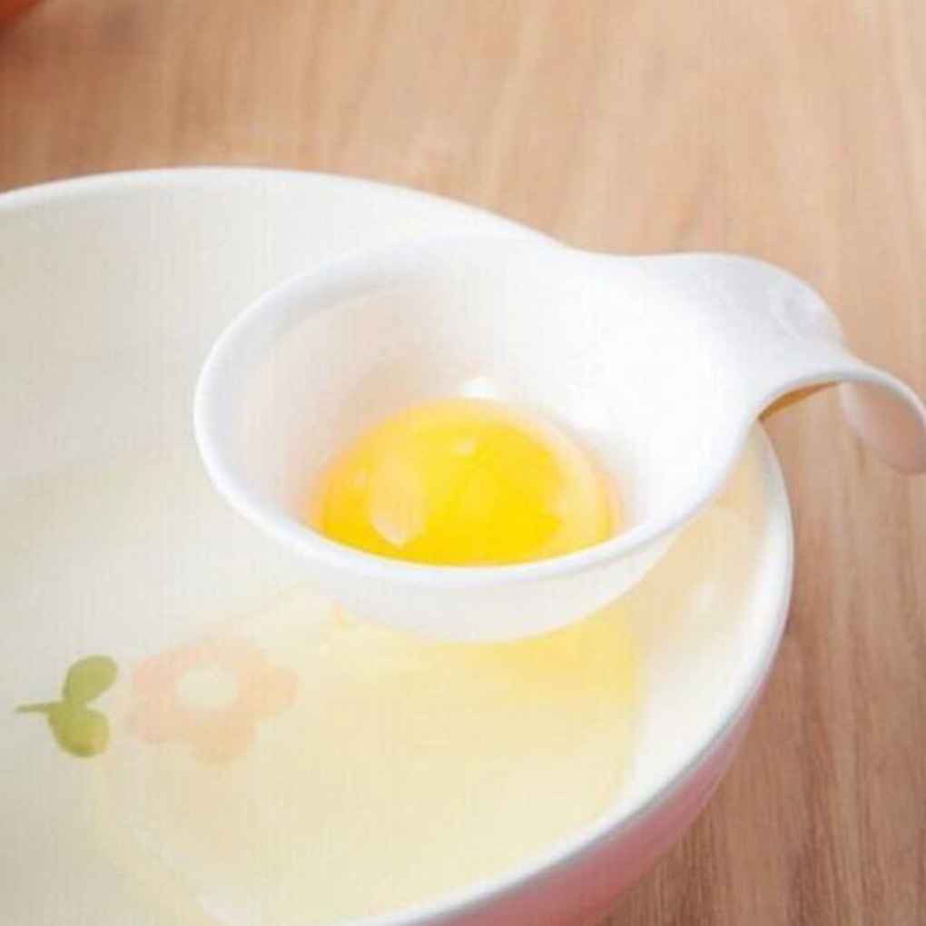 Dụng cụ chia lòng đỏ trứng gà thiết kế tiện lợi cho nhà bếp