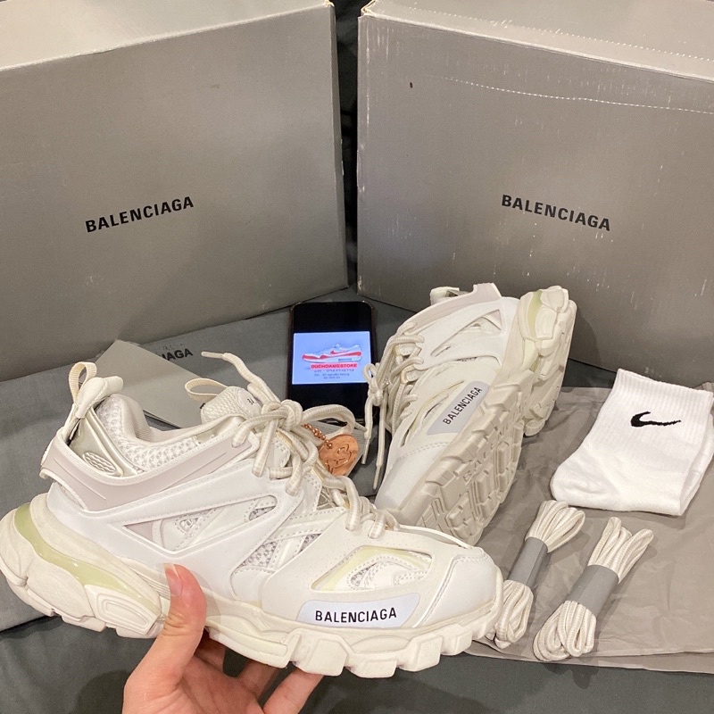 GIÀY BA.’LEN TRACK 3 WHITE LAI AU SC