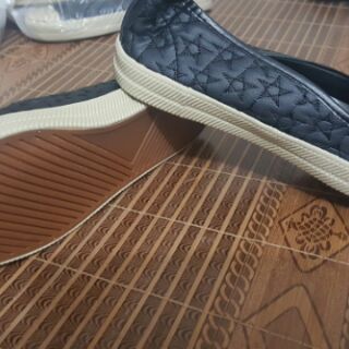 Giày slip on nữ