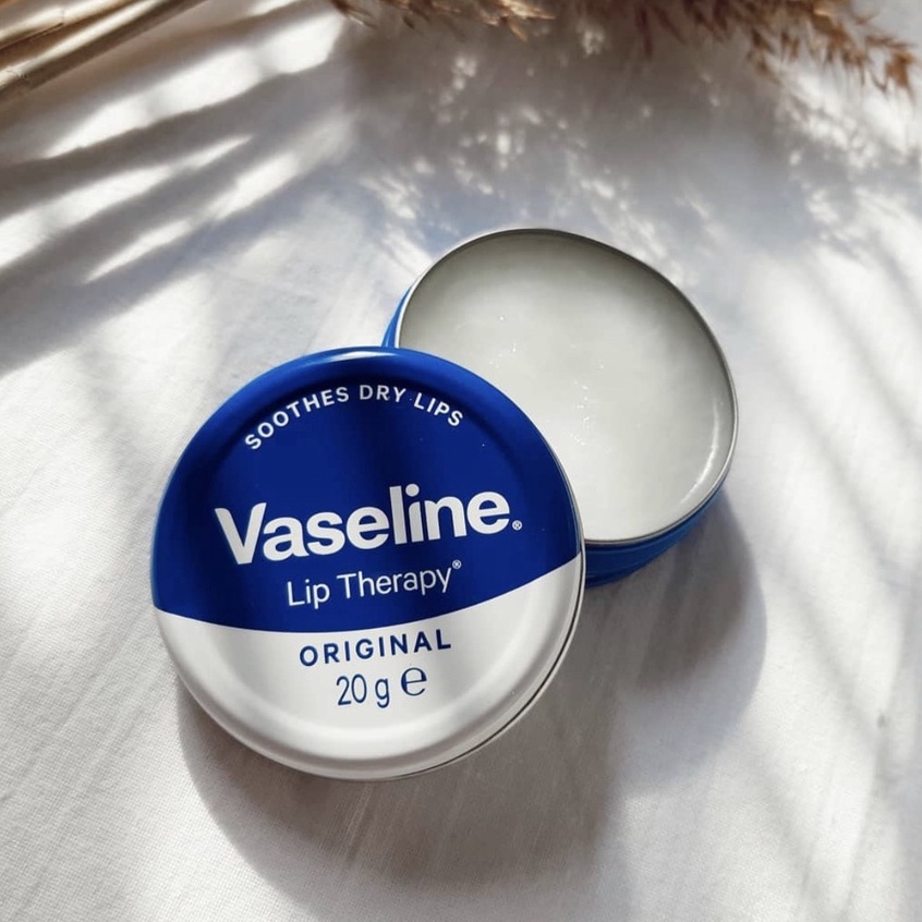 Son Dưỡng Môi Cao Cấp Vaseline 20g Nhật Bản