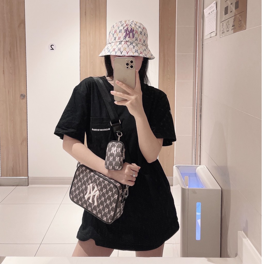 Mũ Bucket NY Vành Tròn M.L.B Monogram Rainbow White XUẤT DƯ FULL TEM TAG