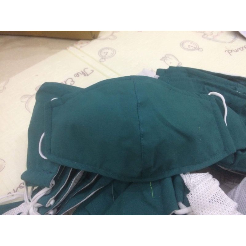 Khẩu trang chống nước đi mưa màu xanh cổ vịt