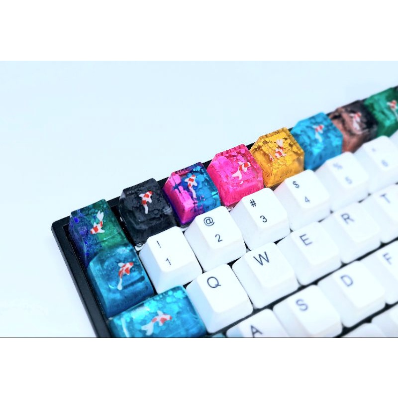 Keycap cá koi mini sắc màu trang trí bàn phím cơ gaming
