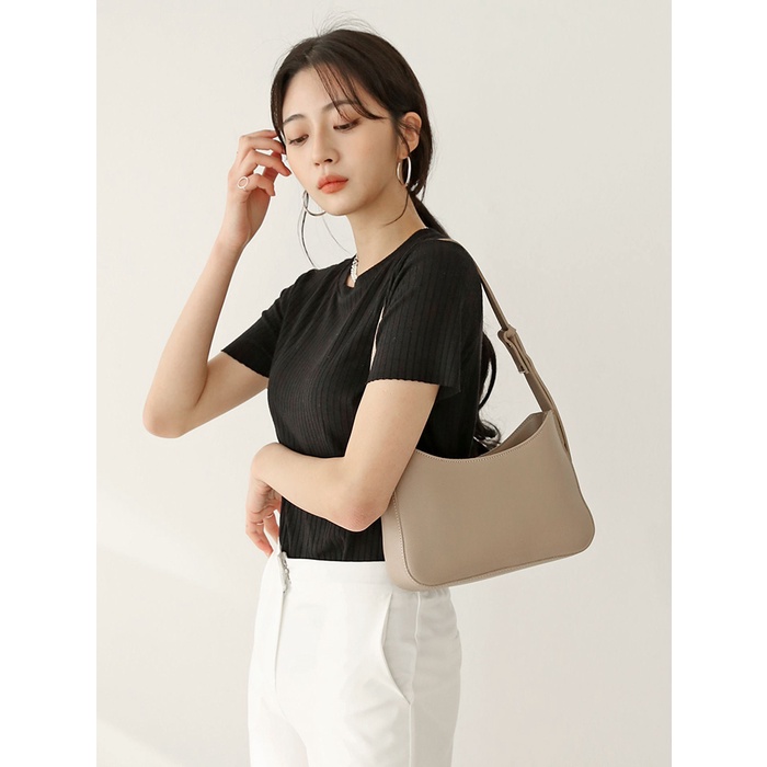 Túi Xách Vuông Bo Góc Kẹp Nách Hàn Quốc