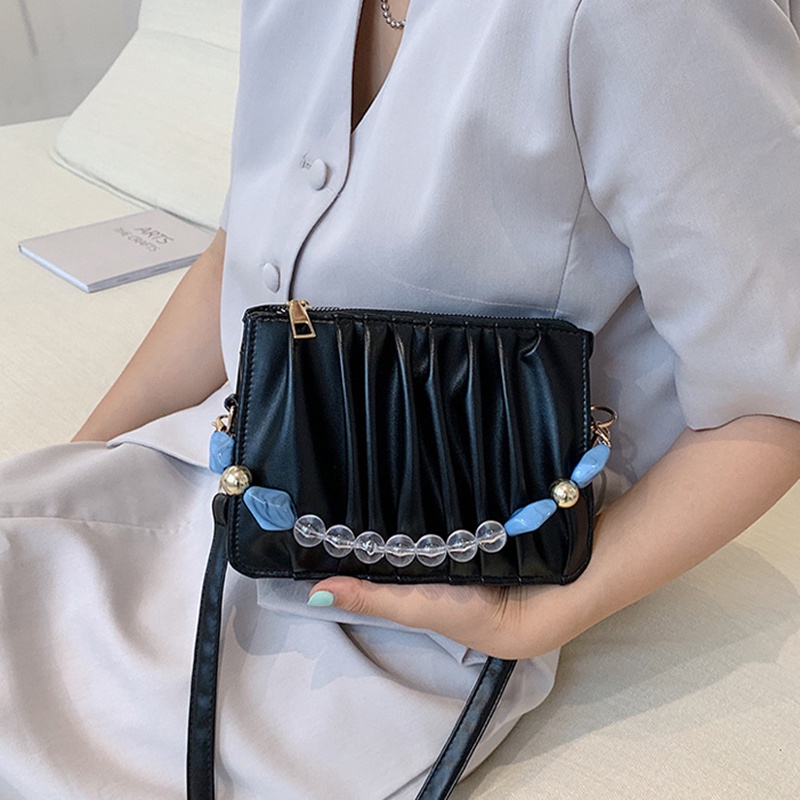 Túi đeo chéo IELGY thiết kế hình dạng đám mây đính chuỗi dây hạt thời trang