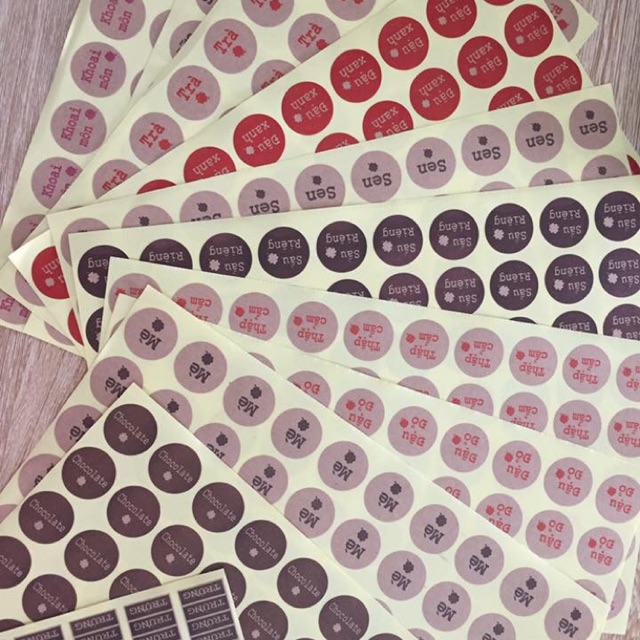 Tem dán nhân krat tròn các loại (50 tem/1 tờ)