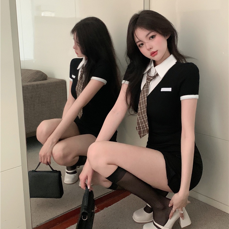 Set Áo Thun Cổ Bẻ + Chân Váy Ôm Xẻ Tà Phong Cách Preppy Thời Trang Cho Nữ