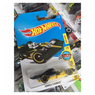 Hotwheels căn bản C4982 - 2017