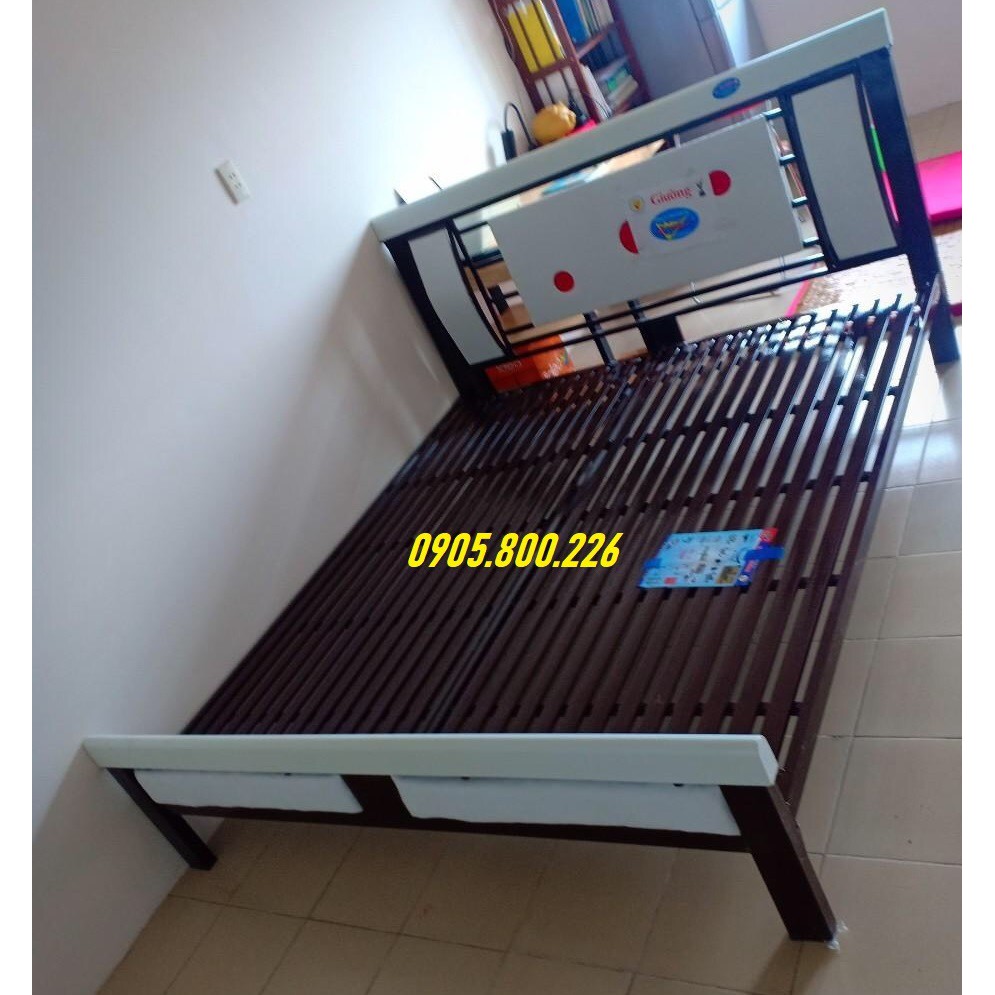 GIƯỜNG SẮT HỘP ĐÈN 1M2 X2M GIÁ RẺ HCM