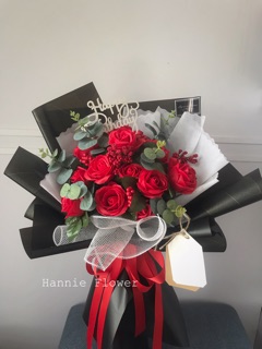 [Hannie Flower] Bó hoa sáp phối bi đỏ