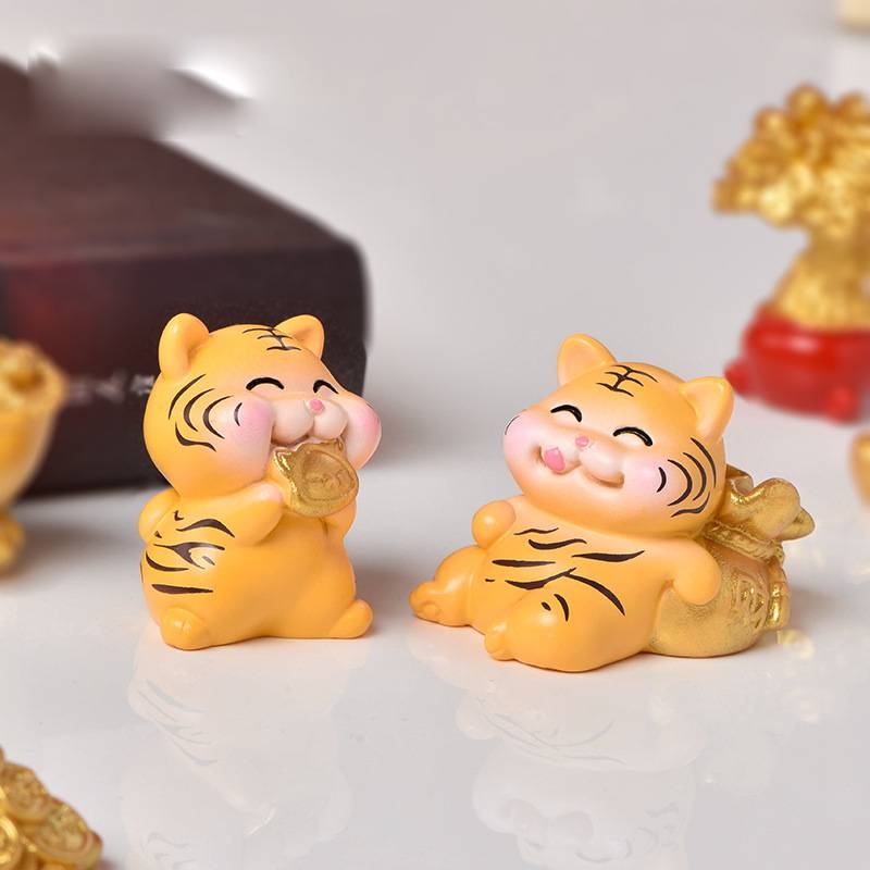 Mô hình hổ vàng trang trí tết trong nhà, bàn làm việc, văn phòng công sở
