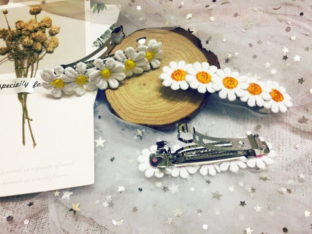 Kẹp bấm hoa cúc vải thêu