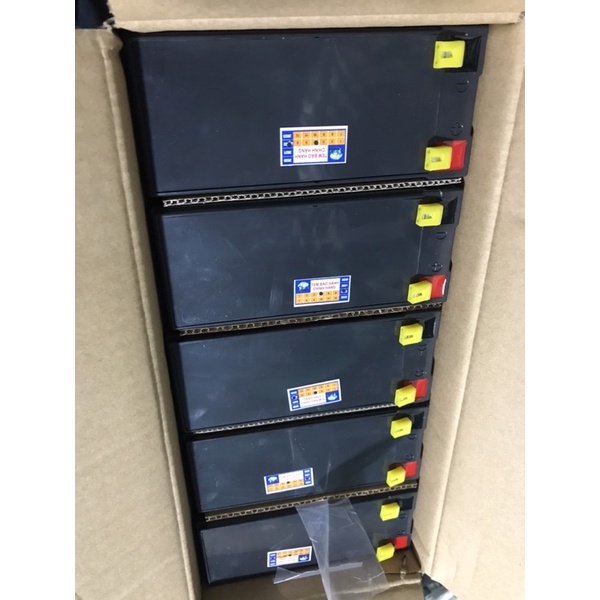 Bình Ắc Quy Khô GLOBE 12V - 7.5AH.