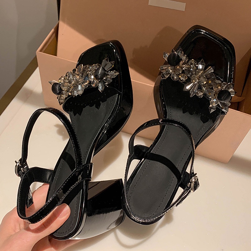 Giày Sandal Cao Gót 2022 Thiết Kế Quai Đính Đá Sang Trọng Phong Cách Pháp Thời Trang Mùa Hè Mới Cho Nữ