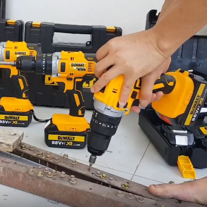 Máy Khoan Pin DEWALT 38V 3 Chức Năng, Có Búa, Lõi Đồng, Pin 10 Cell