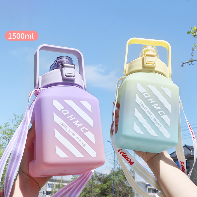 Bình Nước Thể Thao Osayi 1.5L Không BPA Hình Vuông Màu Sắc Gradient