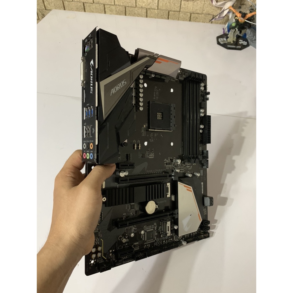 Combo cpu Ryzen 5 3500 / mainboard 470 aorus RGB