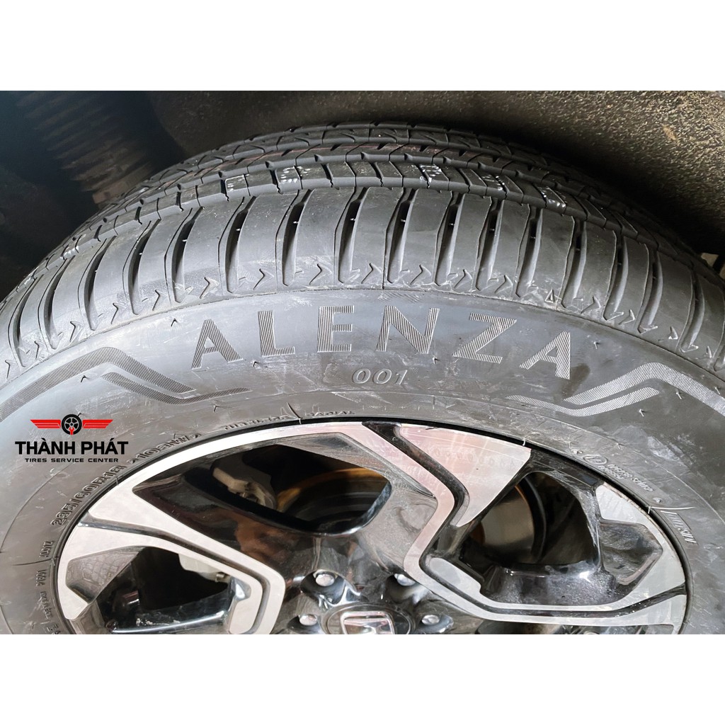 Lốp xe Kia Sedona 235/60R18 Bridgestone Nhật