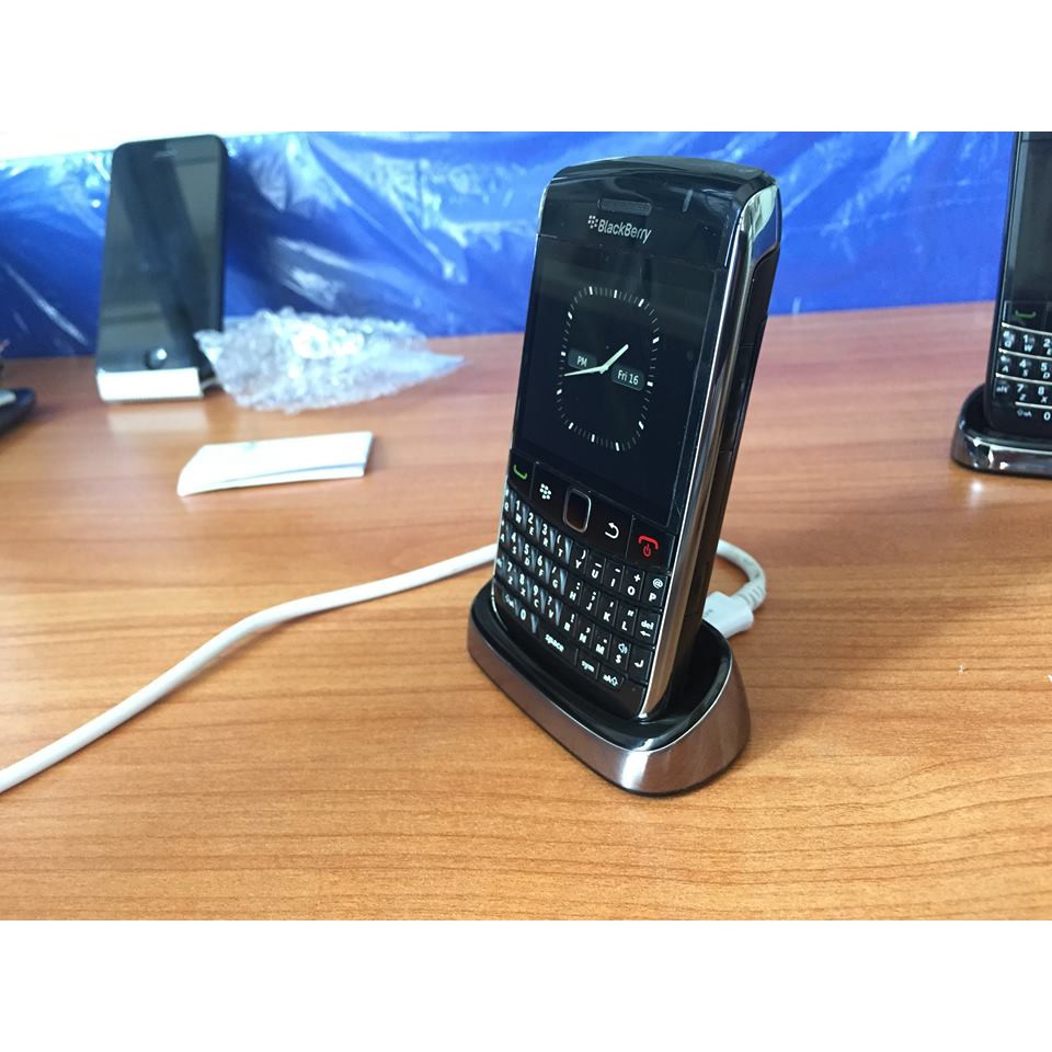 Đế sạc điện thoại Blackberry 9700 9780 Pod