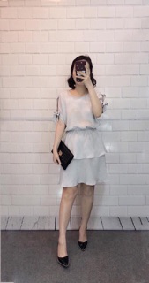Váy lụa tầng