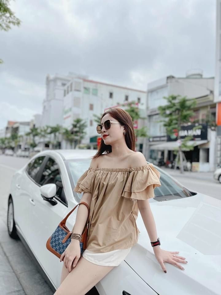 áo trễ vai tay bèo mặc được 2 kiểu nhiều màu
