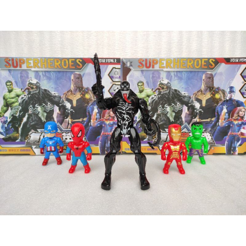 Hộp 5 nhân vất siêu anh hùng 564870