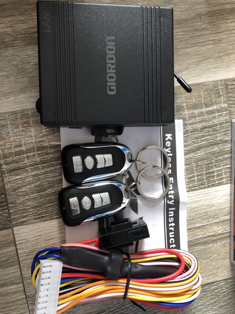 Sản phẩm gia đình làm: Phụ tùng ô tô/ combo 10 bộ khiển cửa VO3TR/G6028-12V