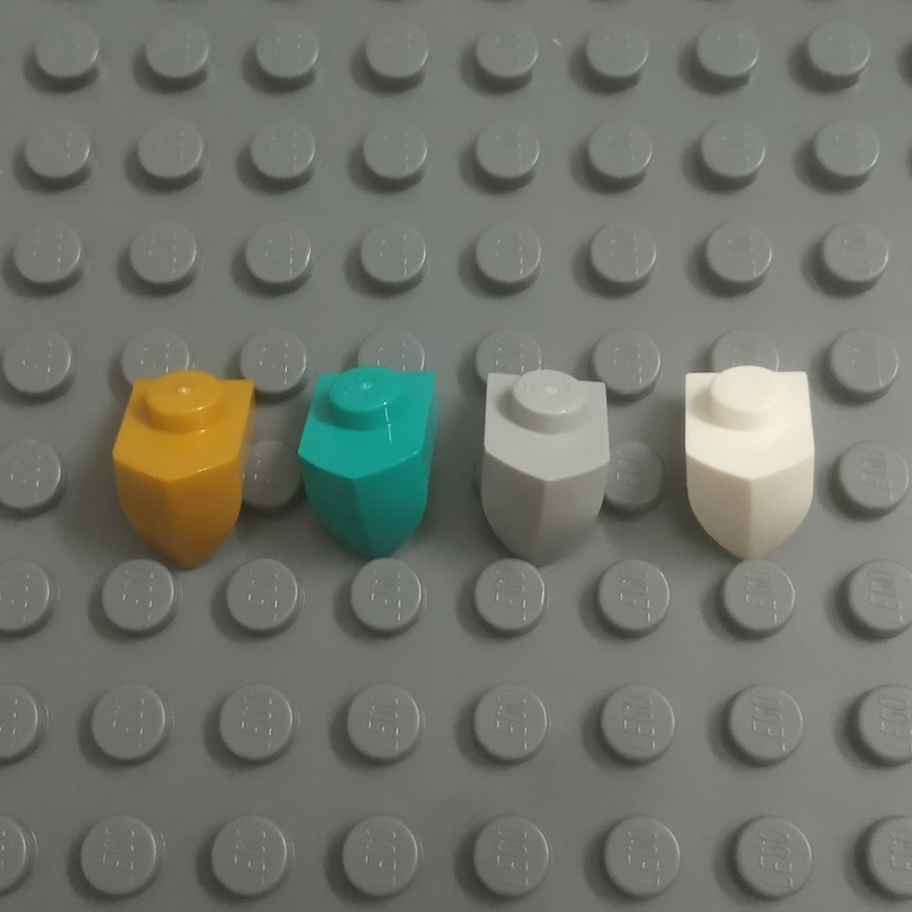 Lego Plate, Modified 1 x 1 with Tooth Vertical