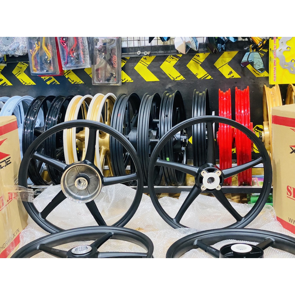 Mâm 5 cây sirius . vành đúc 5 cây kiểu RCB cho ex135/2010/Sirius bảng 1 đĩa trước, 1 đùm sau, bảng 1.4-1.6