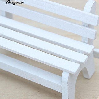 Ghế Gỗ Mini Trang Trí Sân Vườn