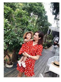 Set váy mẹ con chấm bi