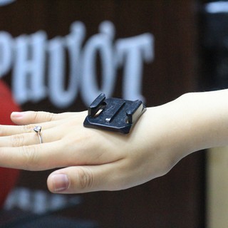 Đế cong, đế thẵng, pat gắn camera hành trình